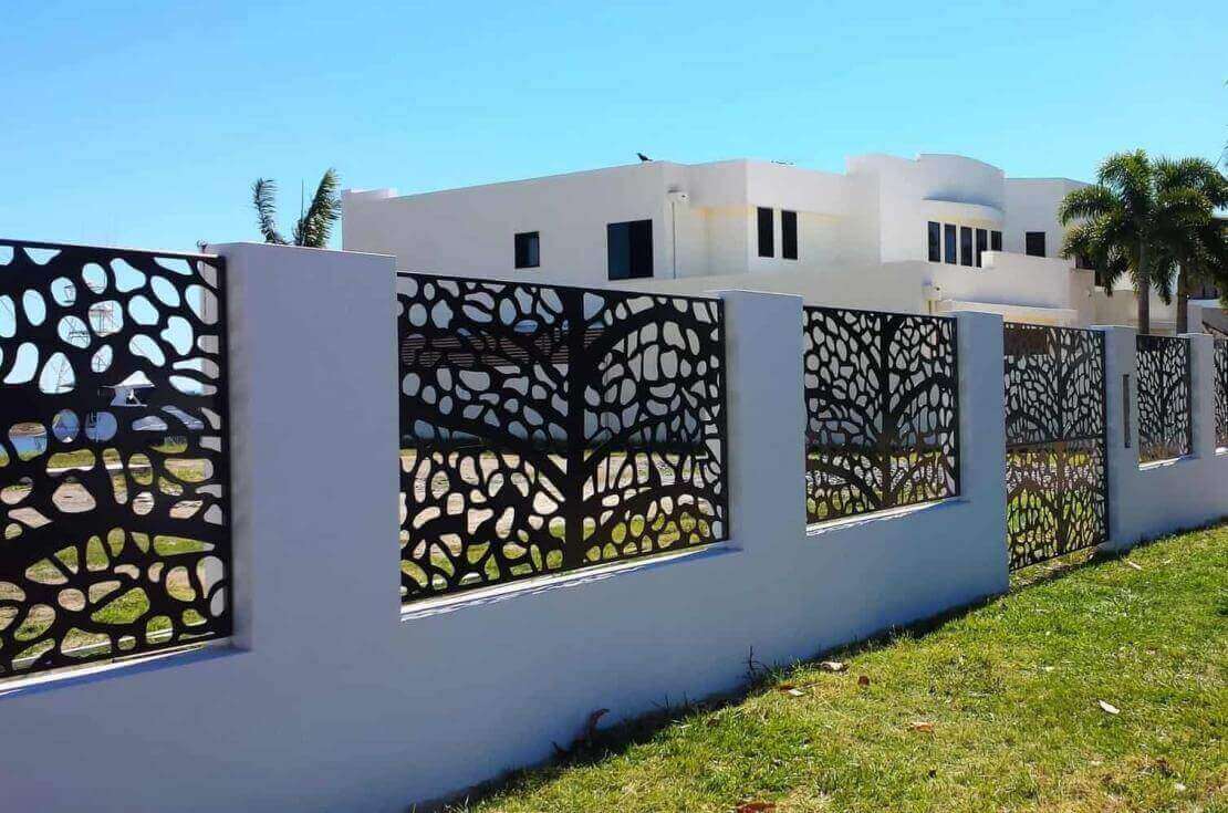 Can Aluminum Fences Be Customized